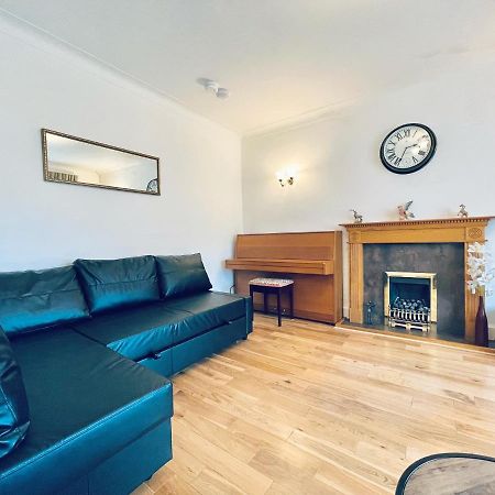 Millerston House Villa Glasgow Buitenkant foto